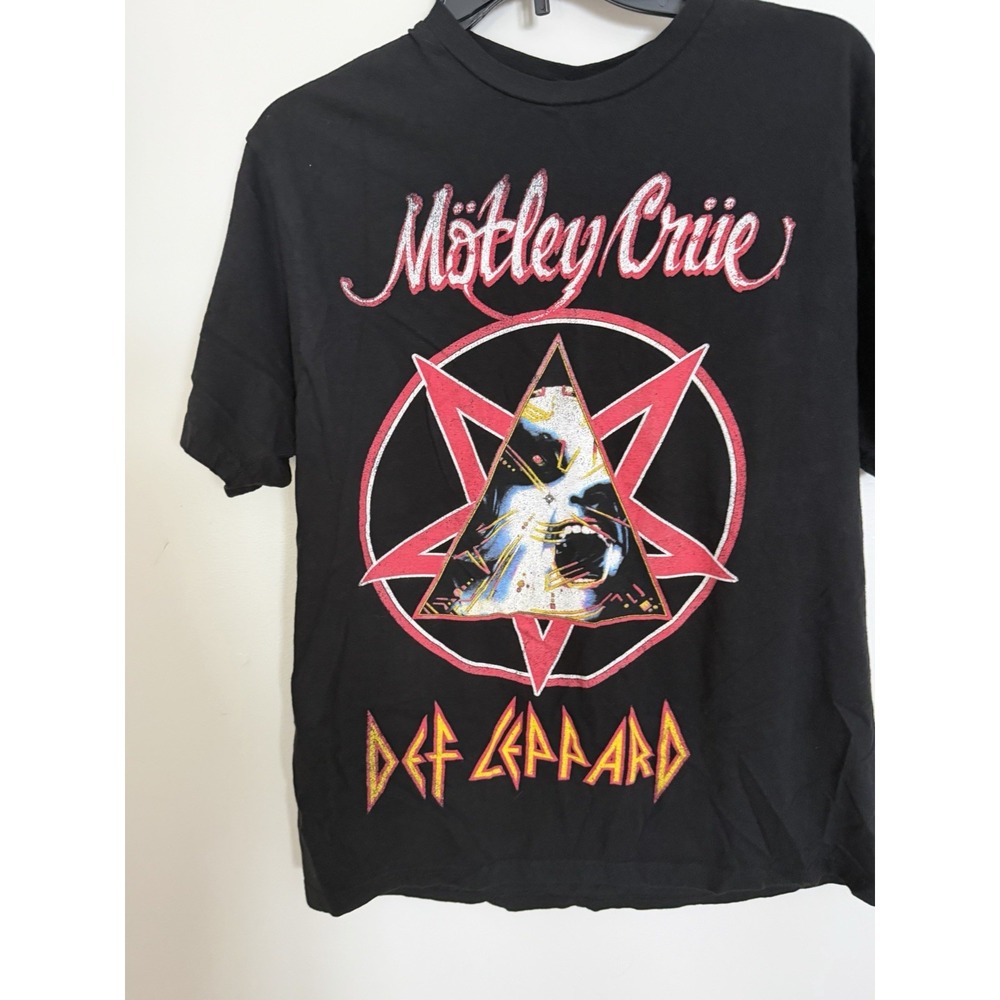 Motley Crue Def Leppard The Stadium Tour 2022 Turtlex Men Shirt Black Size L